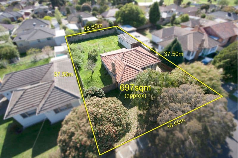 13 Claudel Street, OAKLEIGH EAST VIC 3166, Oakleigh East - Thumbnail 2