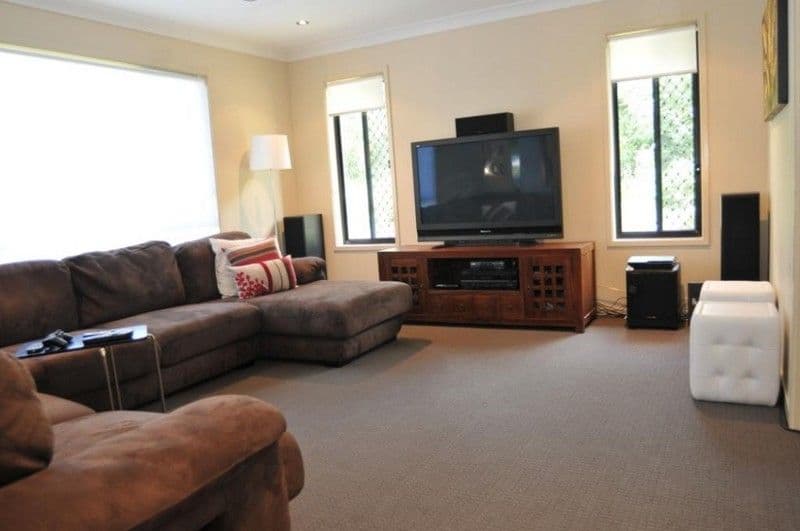 27 Carmarthen Circuit, PACIFIC PINES QLD 4211, Pacific Pines - Thumbnail 4