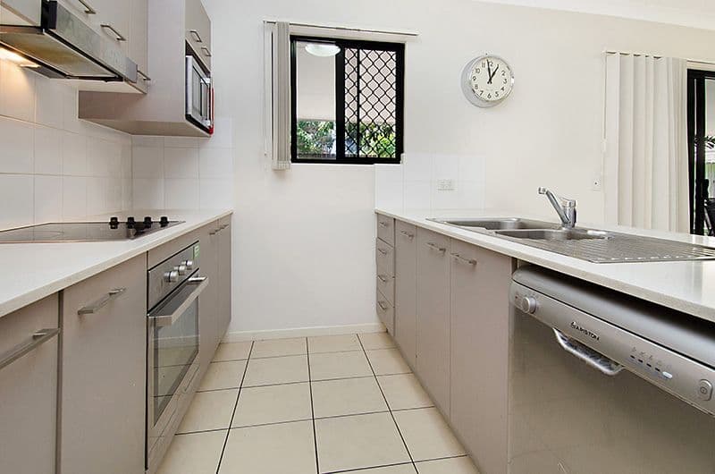 8 Gellibrand Street, CLAYFIELD QLD 4011, Clayfield - Thumbnail 3