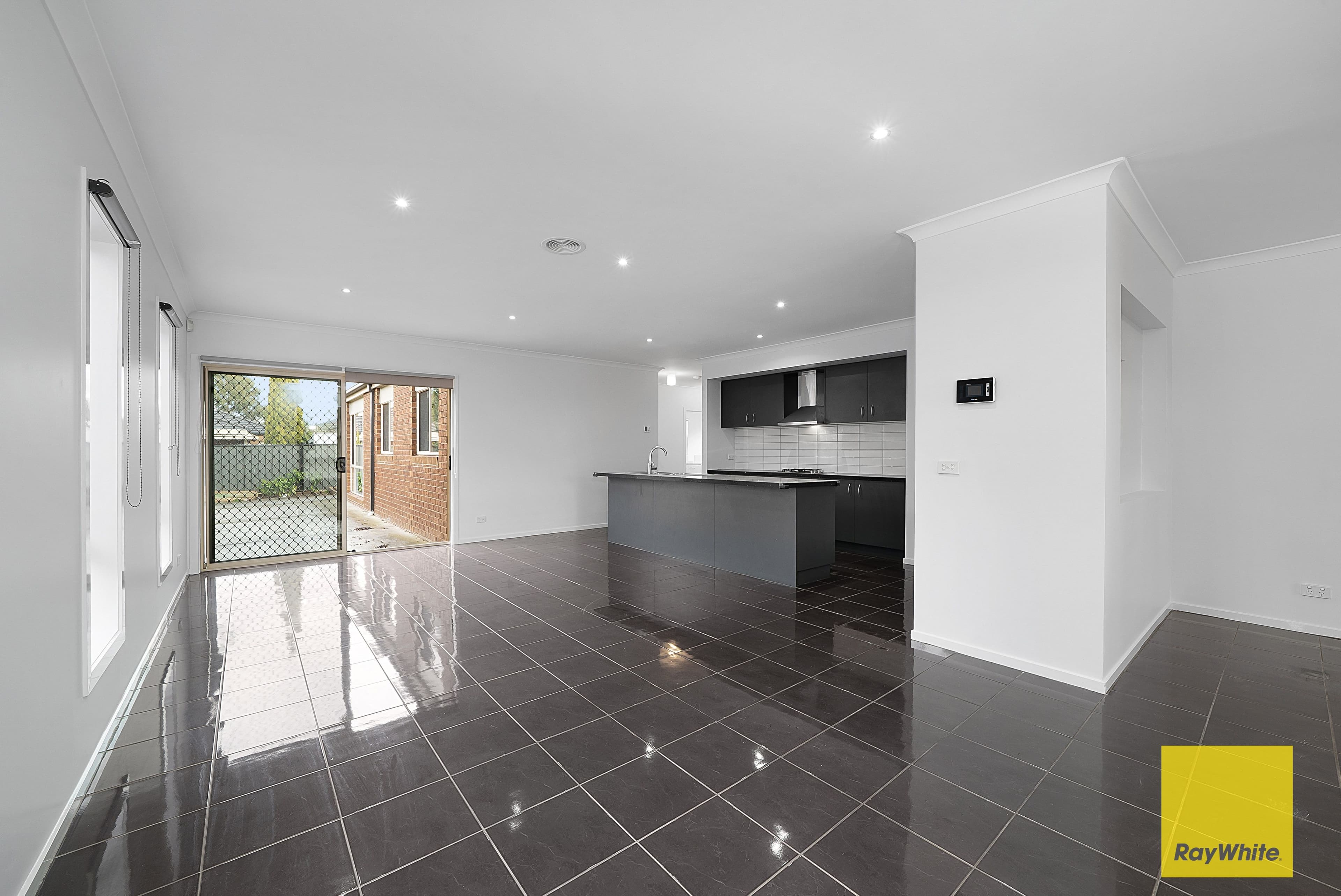 17 Cobram Street, Tarneit VIC 3029, Tarneit - Thumbnail 7
