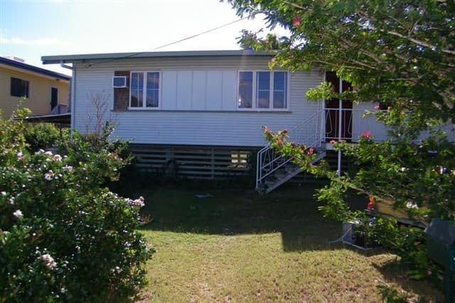 4 Harvey Street, GLADSTONE QLD 4680, West Gladstone - Image 1