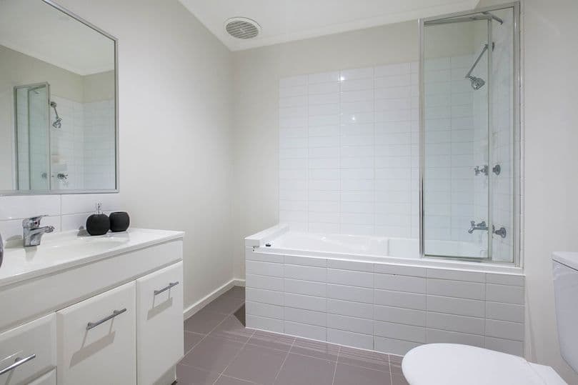 1B Wilkinson Street, Reservoir VIC 3073, Reservoir - Thumbnail 6