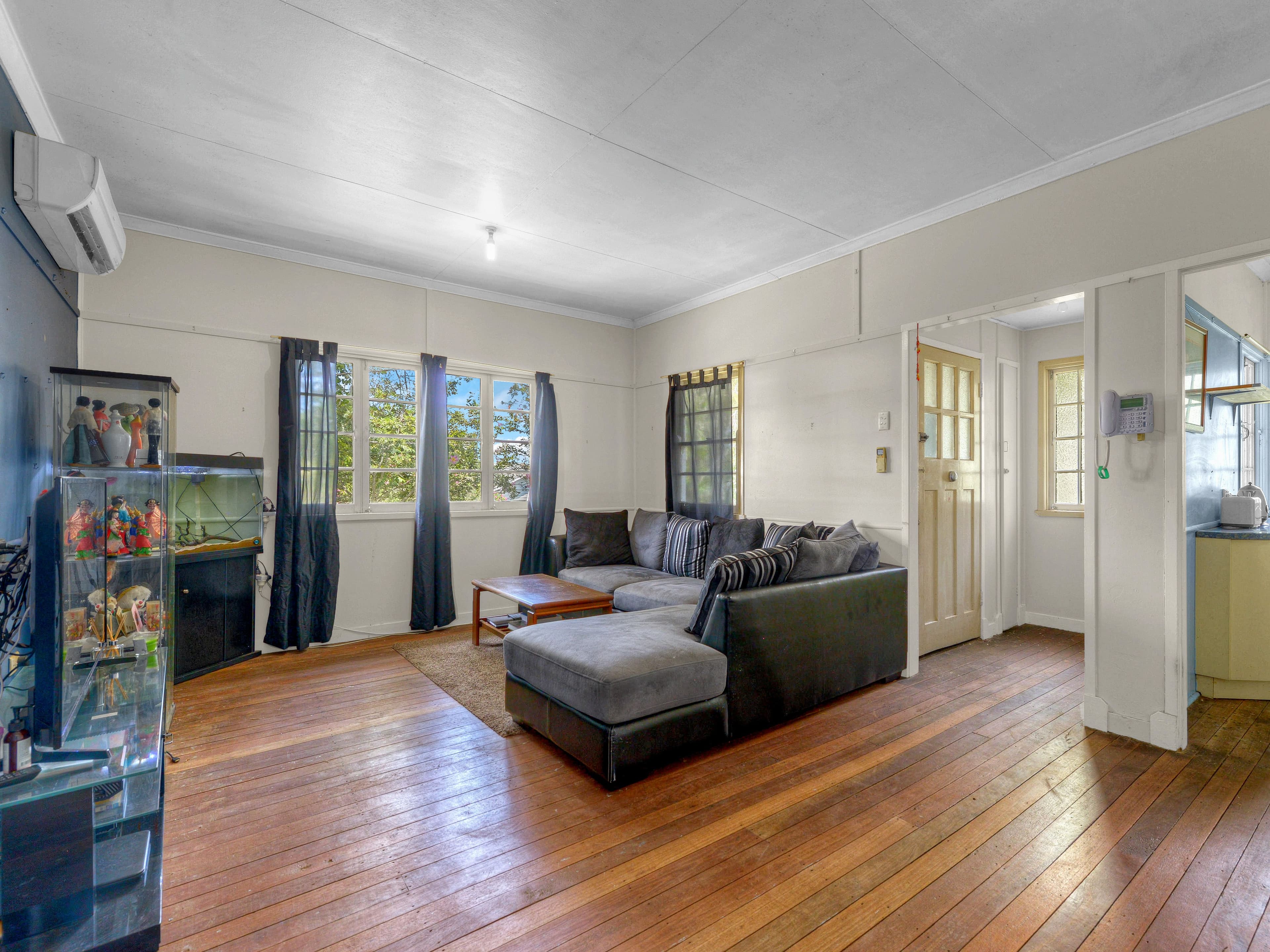 30 Ferricks Street, Stafford QLD 4053, Stafford - Thumbnail 2