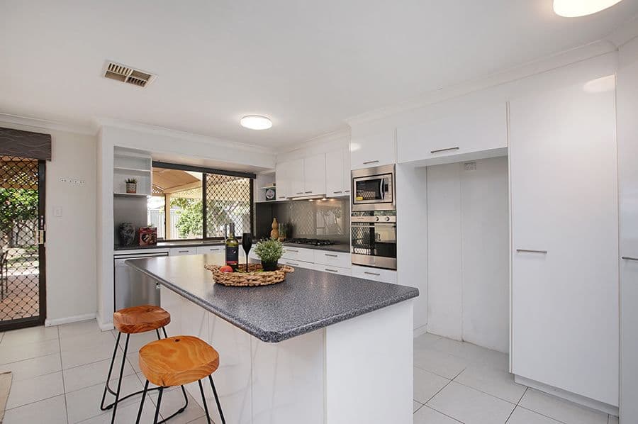 11 Torres Place, Willetton WA 6155, Willetton - Thumbnail 8