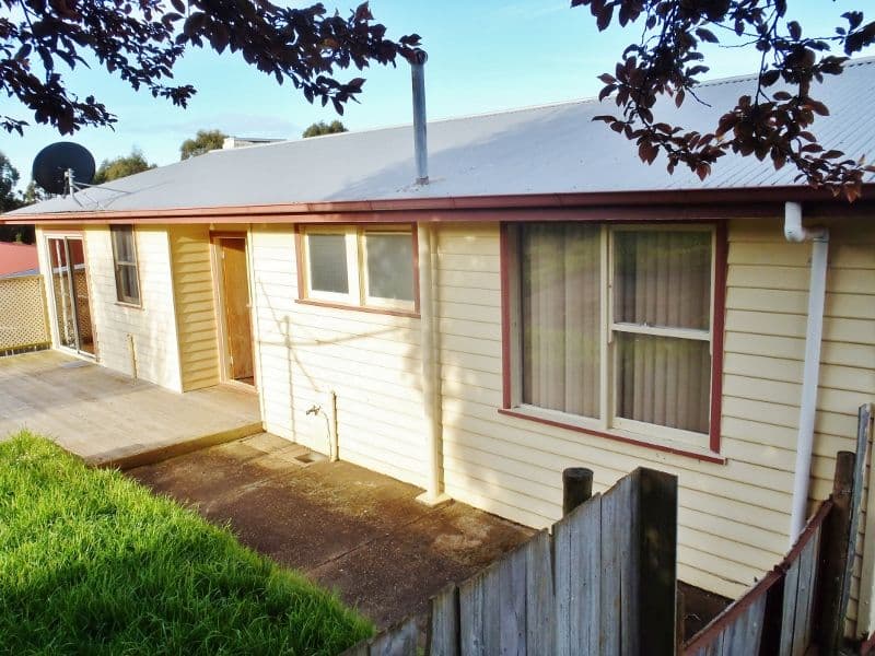 28 Jacobs Crescent, BURNIE TAS 7320, Upper Burnie - Image 1