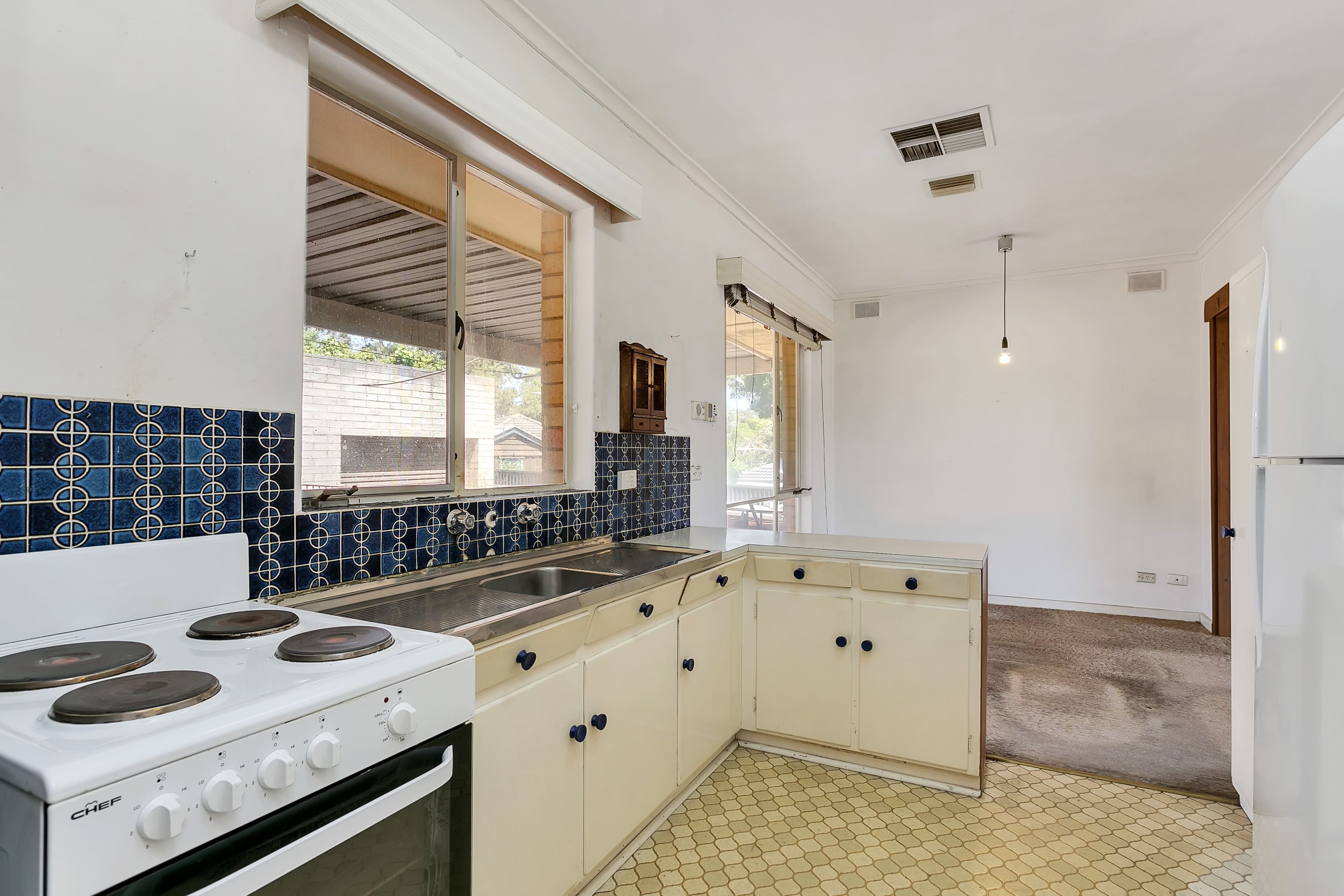 27 Sunhaven Avenue, Athelstone SA 5076, Athelstone - Thumbnail 5