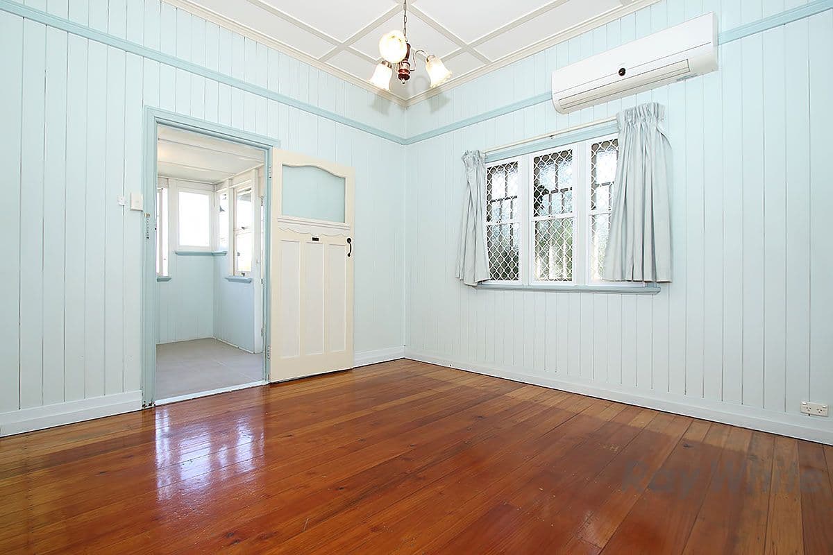 12 Bostock Street, Newtown QLD 4305, Newtown - Thumbnail 7