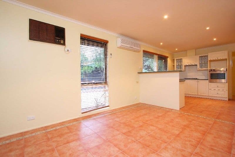 1 Stephanie Court, MACLEOD VIC 3085, Macleod - Thumbnail 4