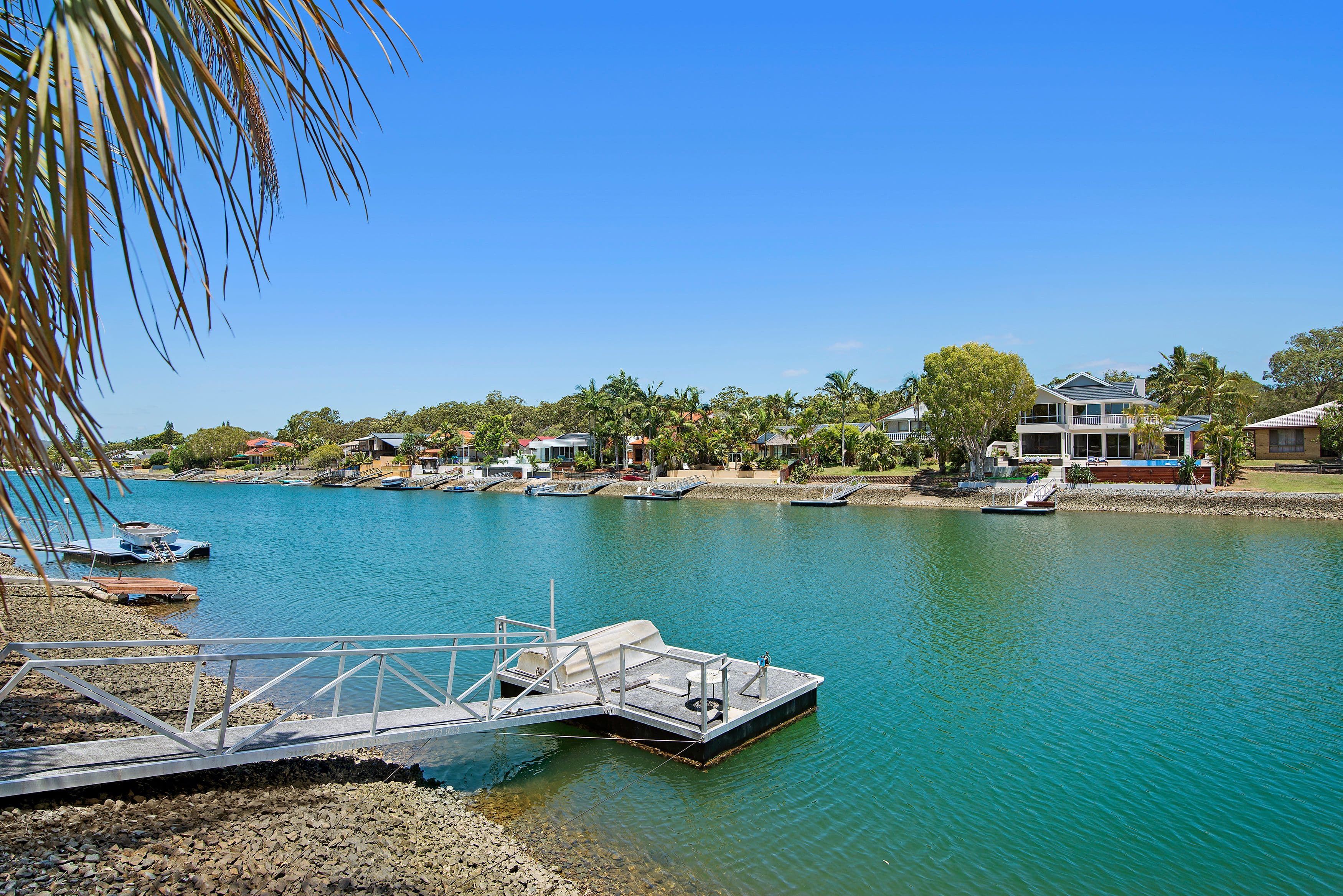 8 Melaleuca Drive, Palm Beach QLD 4221, Palm Beach - Thumbnail 2