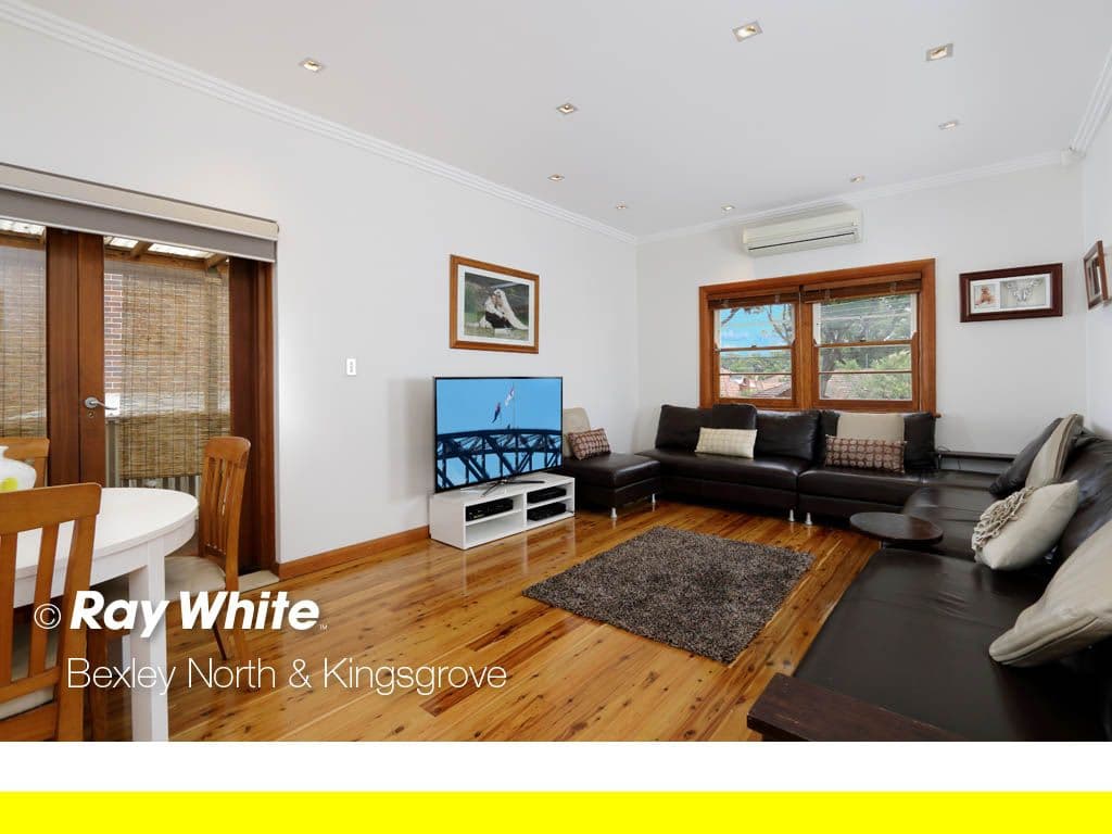 43 New England Drive, Kingsgrove NSW 2208, Kingsgrove - Thumbnail 2