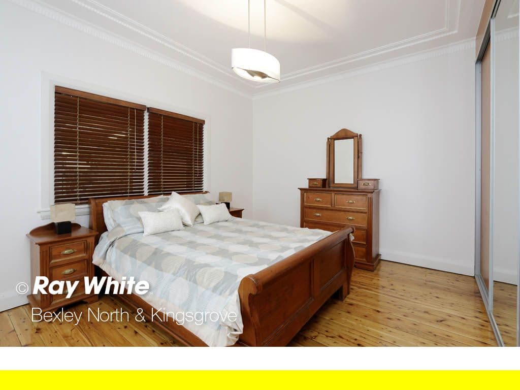 43 New England Drive, Kingsgrove NSW 2208, Kingsgrove - Thumbnail 4