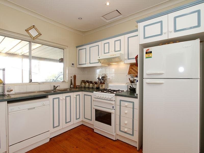 16 Florence Street, Netley - Thumbnail 5
