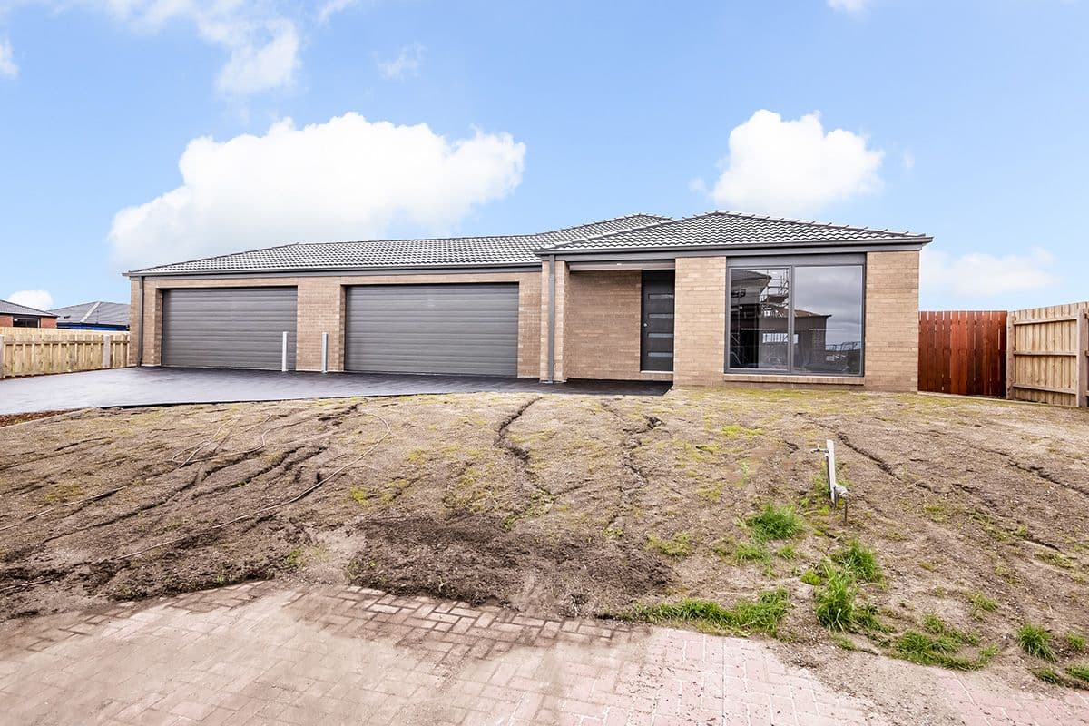 35 Alexandra Avenue, Koo Wee Rup VIC 3981, Koo Wee Rup - Thumbnail 3