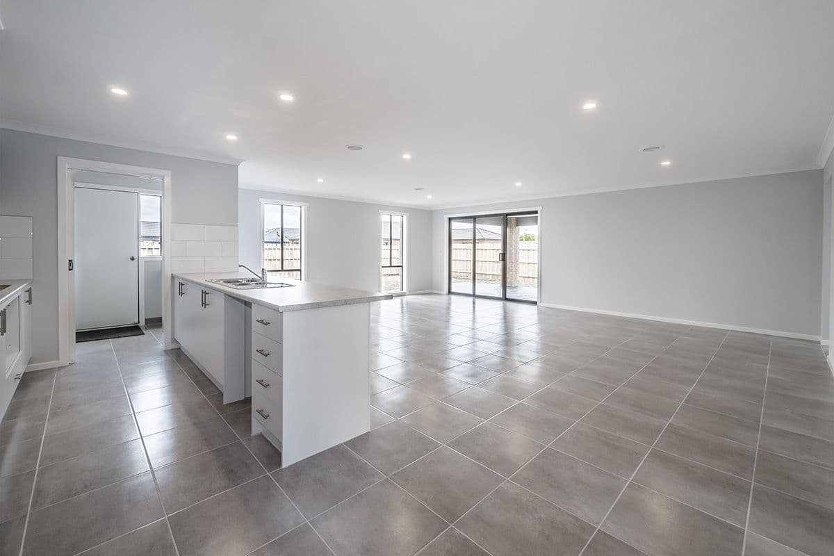 35 Alexandra Avenue, Koo Wee Rup VIC 3981, Koo Wee Rup - Thumbnail 4