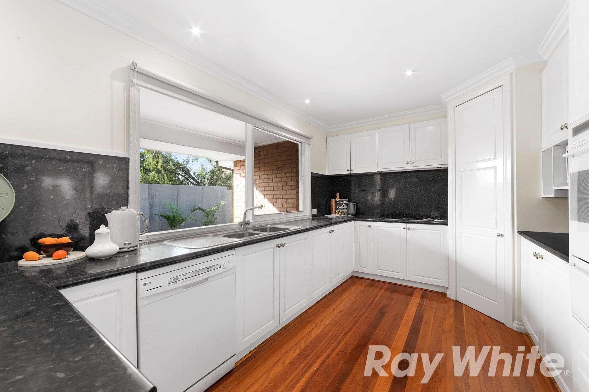 1A Farnham Road, Bayswater VIC 3153, Bayswater - Thumbnail 2