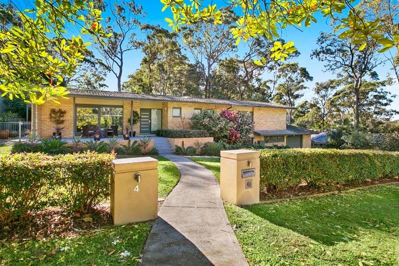 4 Robin Avenue, TURRAMURRA NSW 2074, South Turramurra - Image 1