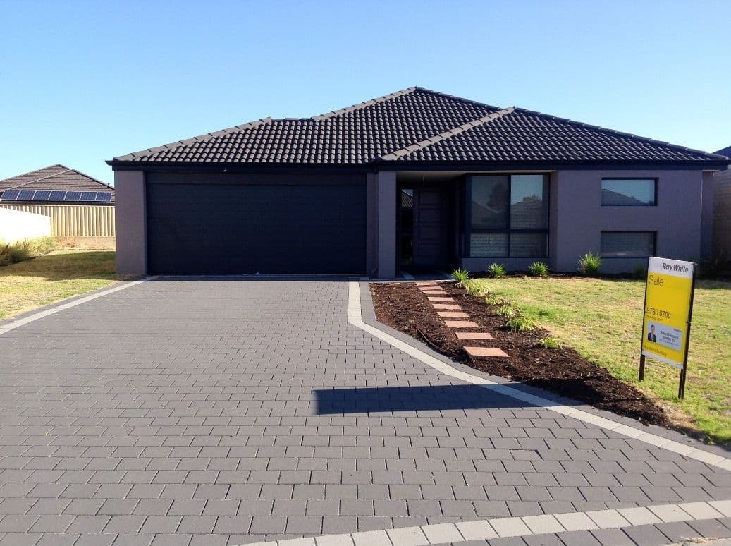 11 Clarence Crescent, MILLBRIDGE WA 6232, Millbridge - Image 1