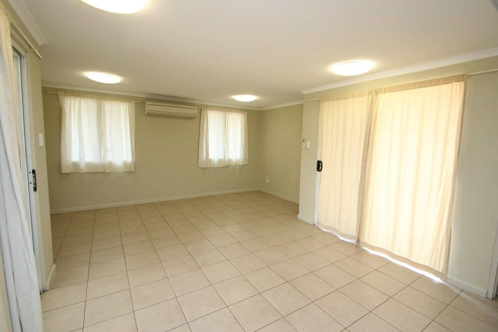 35 Pearce Street, KATHERINE NT 0850, Katherine South - Thumbnail 3