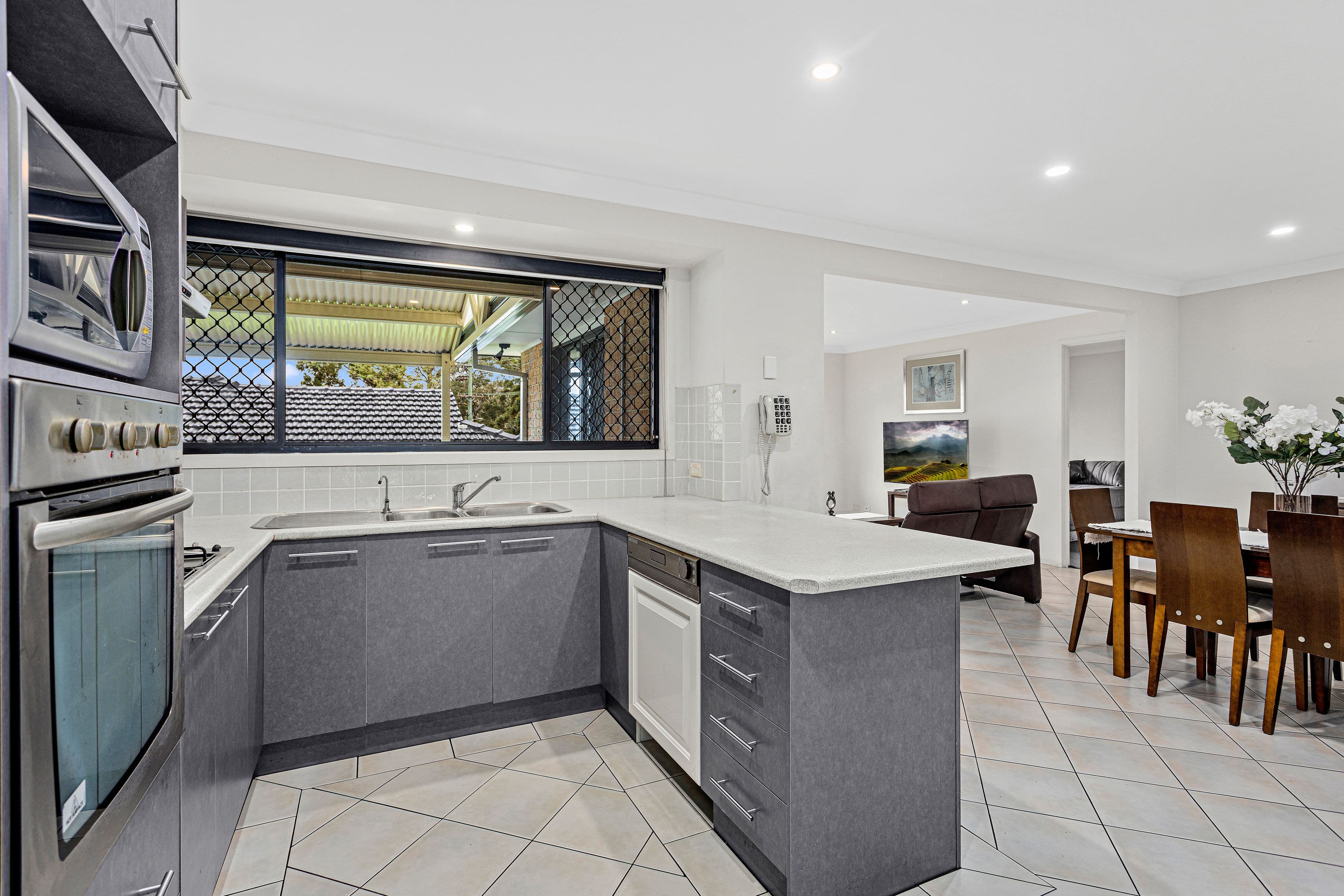 88 Parkes Street, Helensburgh NSW 2508, Helensburgh - Thumbnail 3