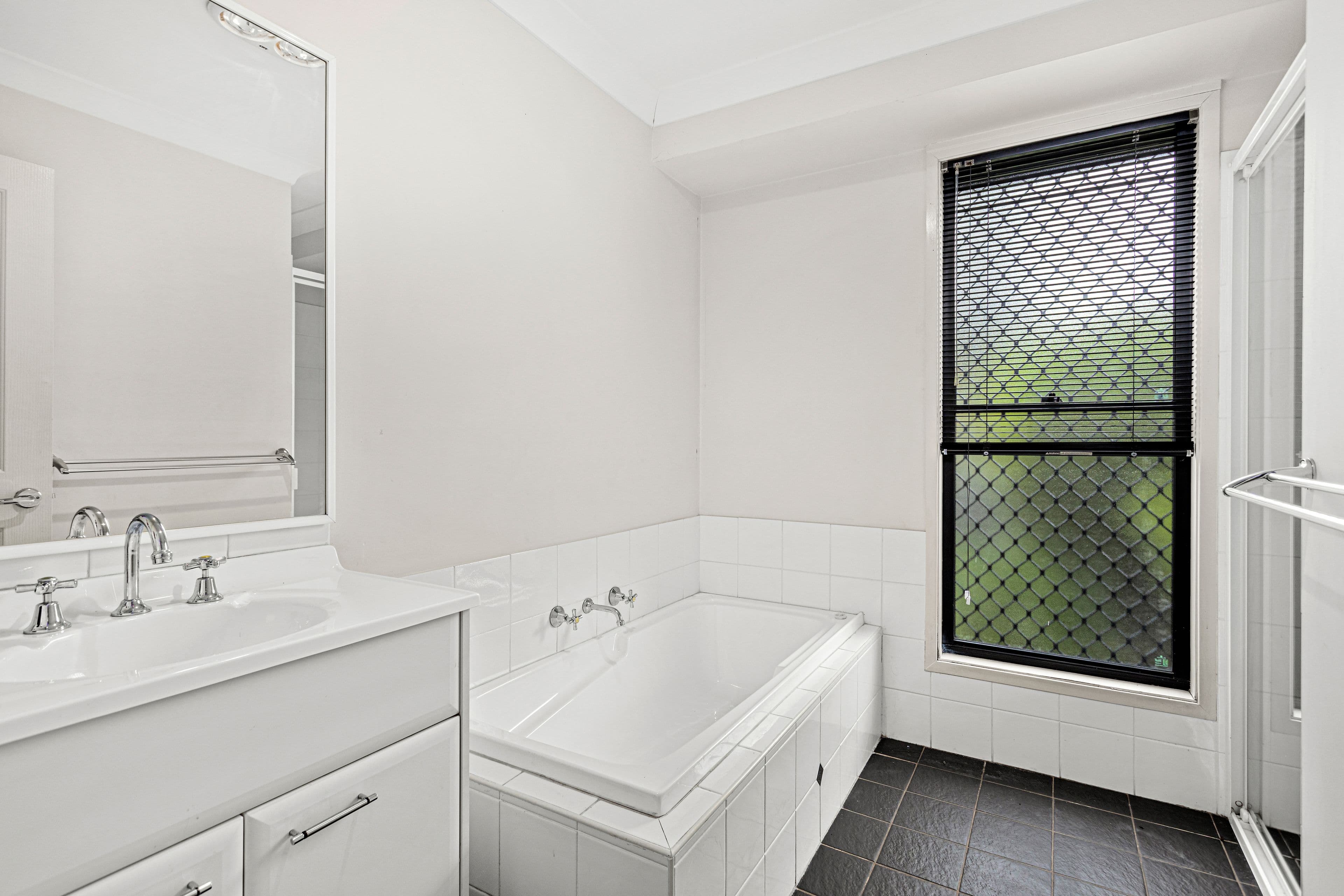 88 Parkes Street, Helensburgh NSW 2508, Helensburgh - Thumbnail 8