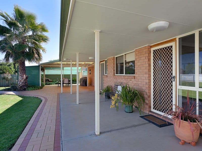 125 Larmer Street, HOWLONG NSW 2643, Howlong - Thumbnail 4