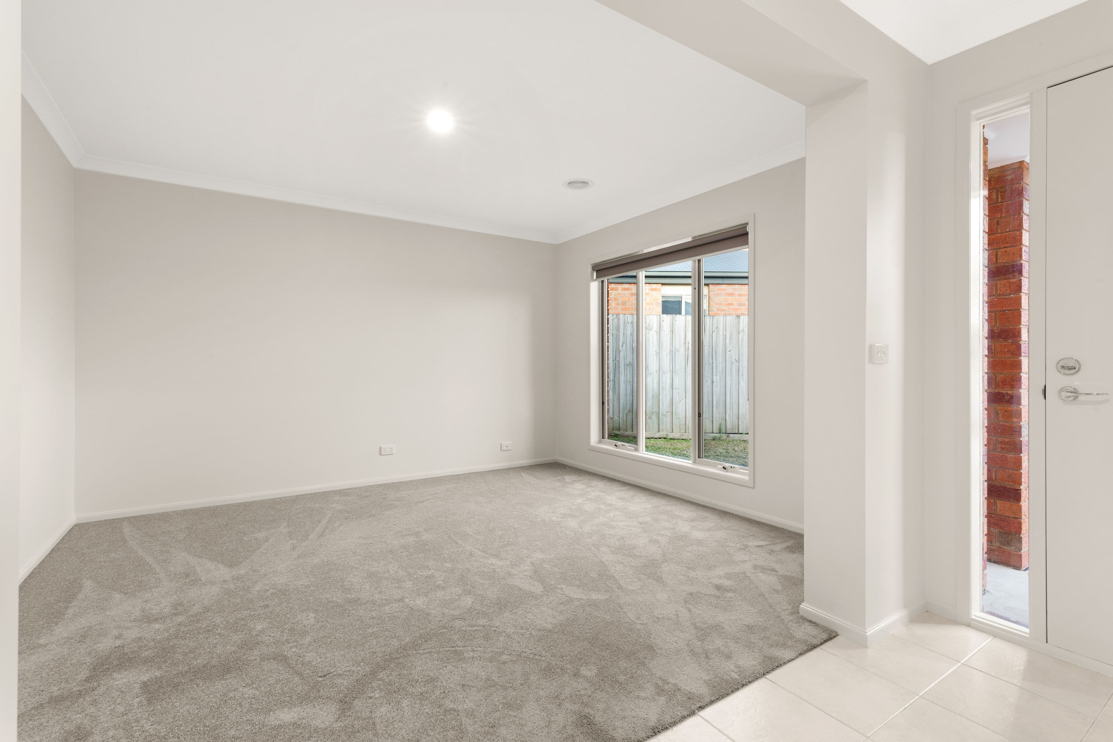 12 Camelia Way, Pakenham VIC 3810, Pakenham - Thumbnail 2