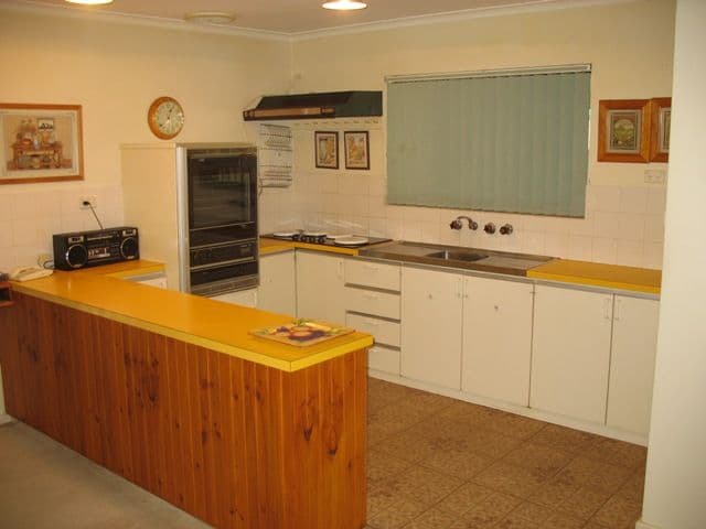 11 Bruce Road, BARMERA SA 5345, Barmera - Thumbnail 2