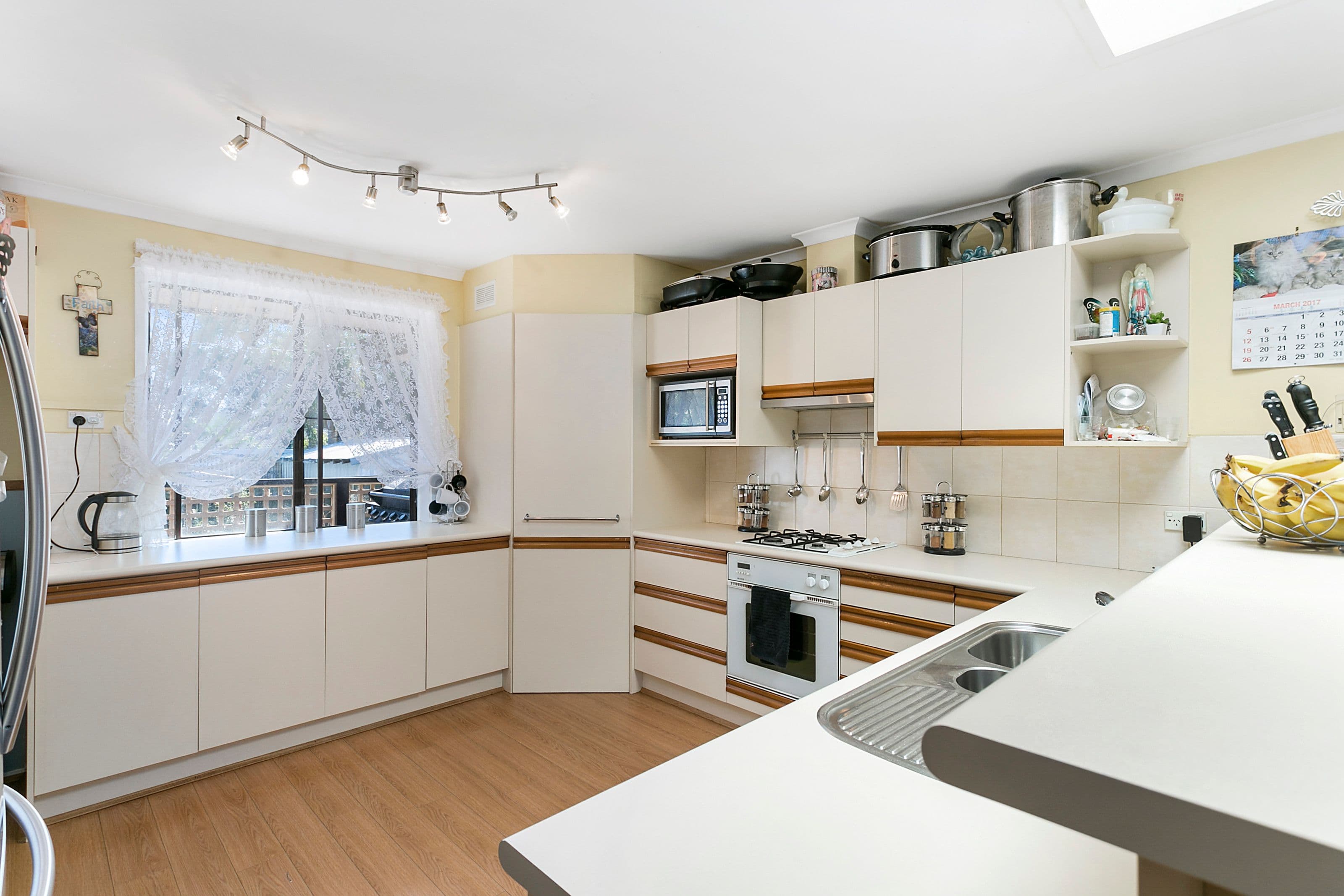 68 Ashenden Square, Rosebud VIC 3939, Rosebud - Thumbnail 2