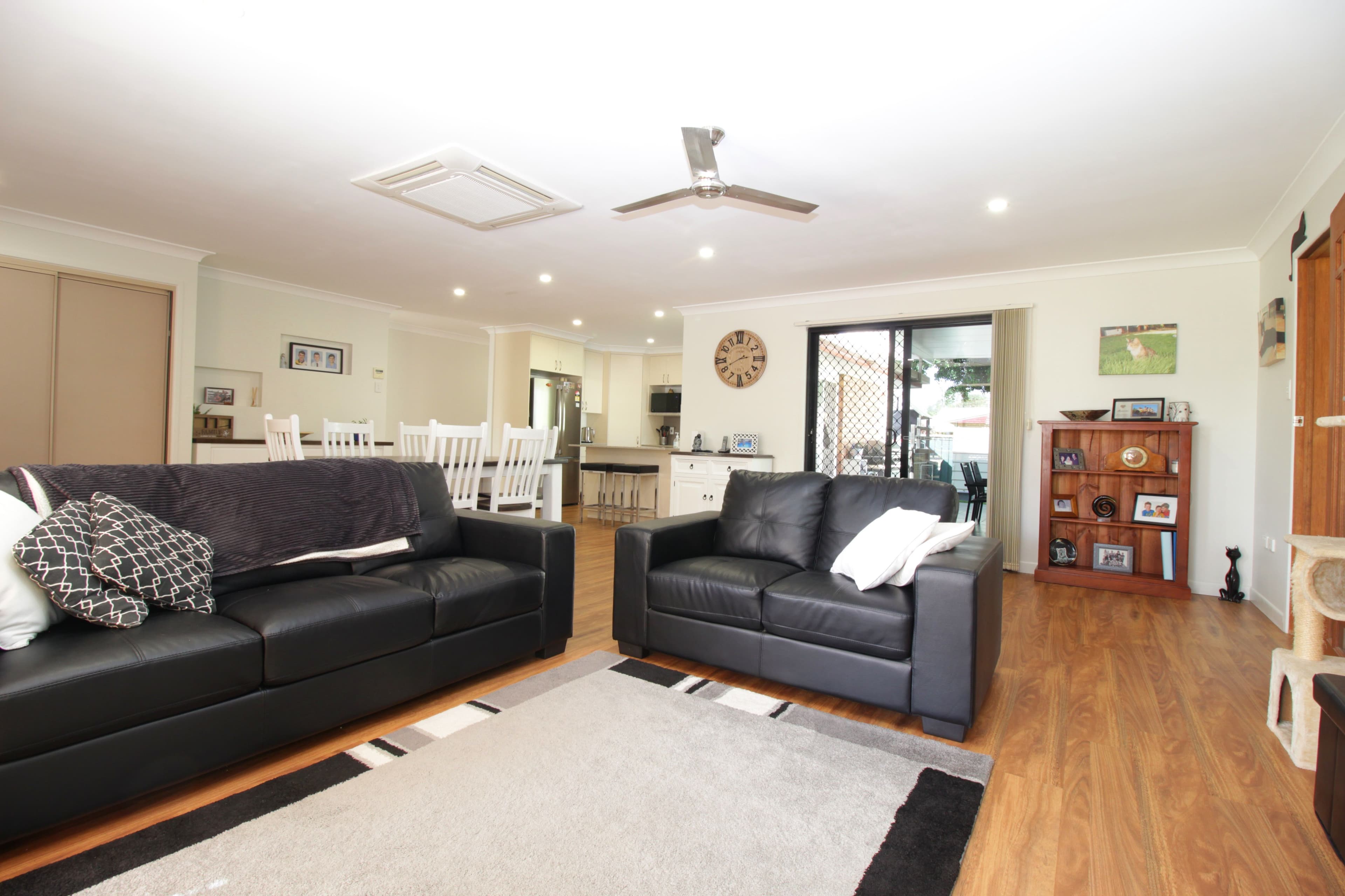 4 Hass Place, Emerald QLD 4720, Emerald - Thumbnail 4