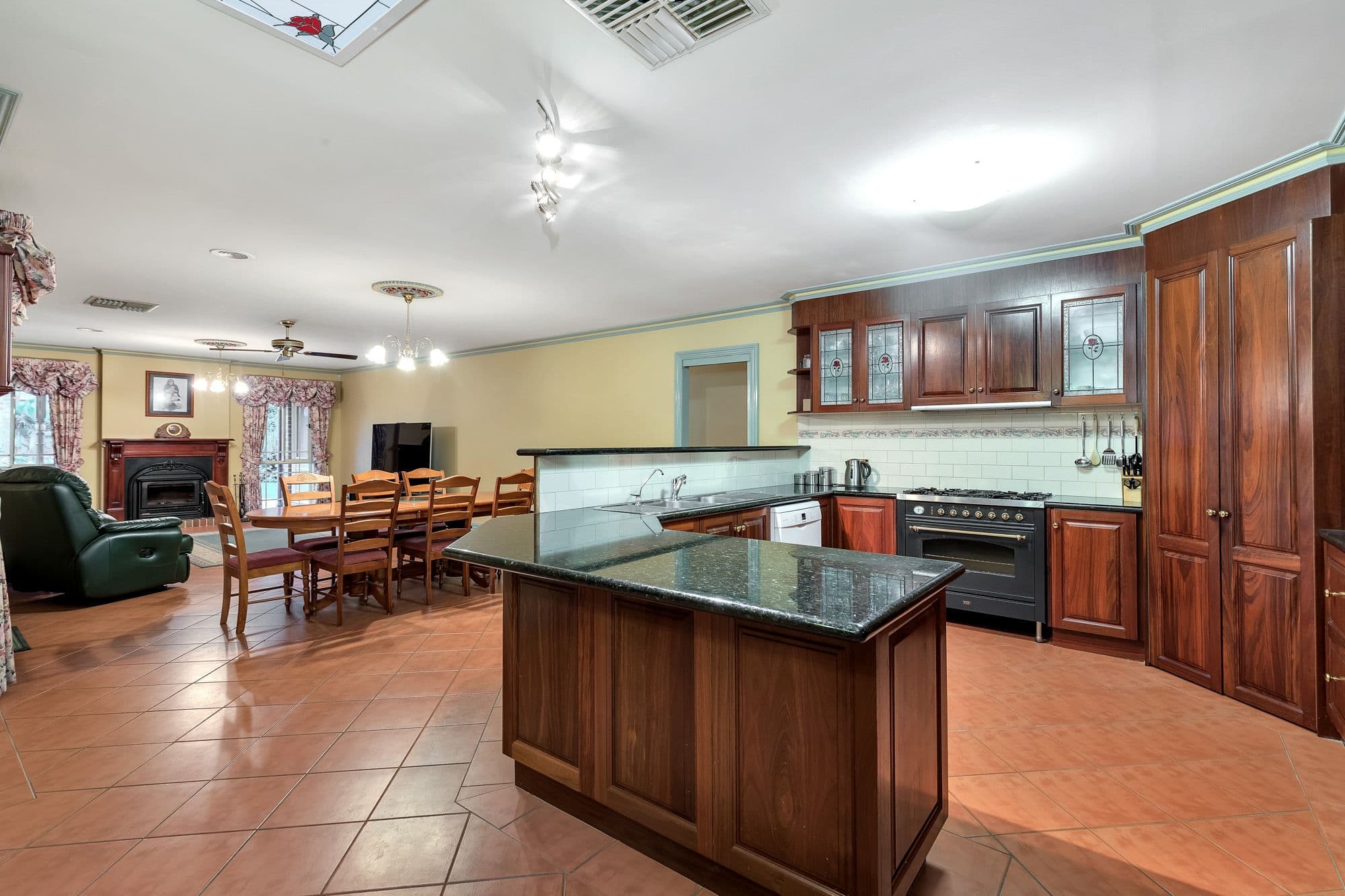 7 Ribera Court, Werribee VIC 3030, Werribee - Thumbnail 6