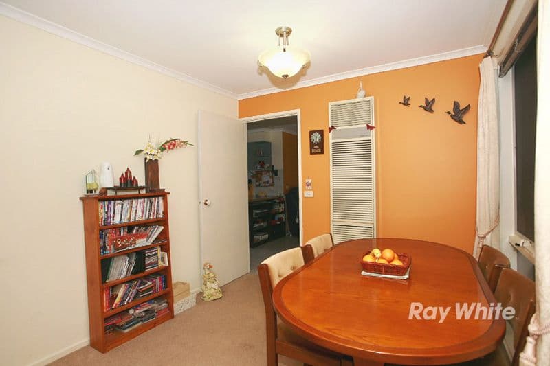 15 Julia Court, CRANBOURNE VIC 3977, Cranbourne North - Thumbnail 4