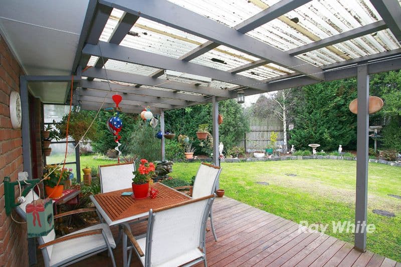 15 Julia Court, CRANBOURNE VIC 3977, Cranbourne North - Thumbnail 8