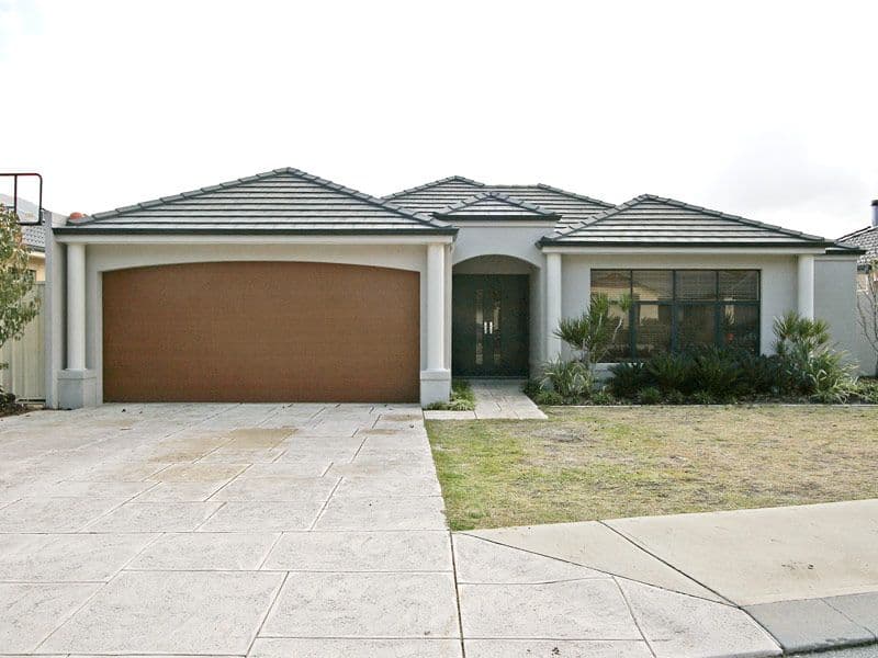 16 Leicester Crescent, CANNING VALE WA 6155, Canning Vale - Image 1