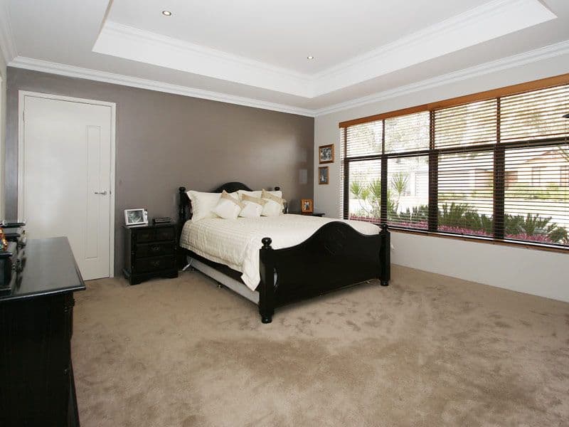 16 Leicester Crescent, CANNING VALE WA 6155, Canning Vale - Thumbnail 7
