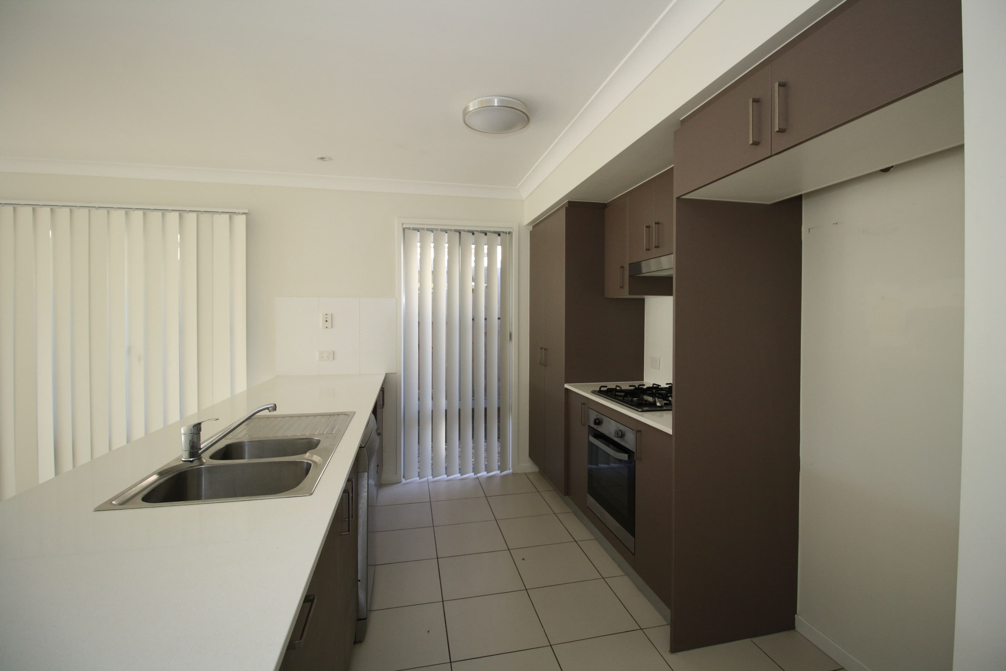 21 Lawson Road, Urraween QLD 4655, Urraween - Thumbnail 2