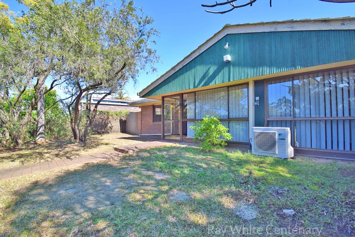 8 Pennant Street, Jamboree Heights QLD 4074, Jamboree Heights - Image 1