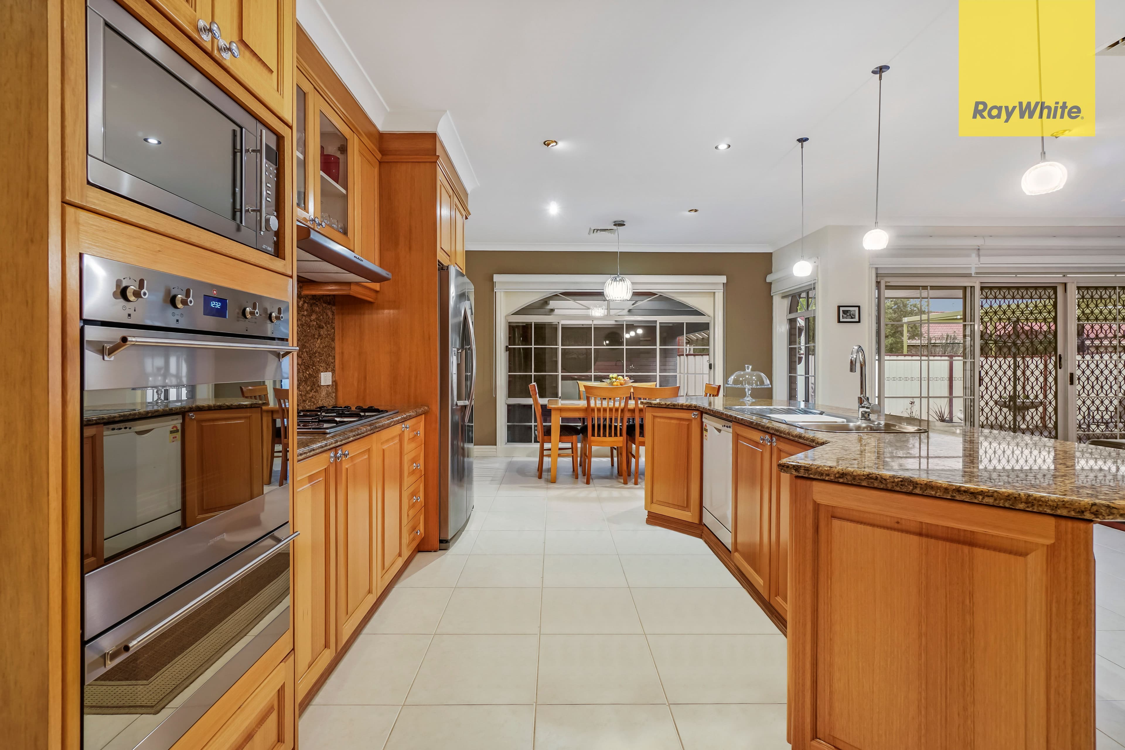 31 Roseleigh Boulevard, Sydenham VIC 3037, Sydenham - Thumbnail 4
