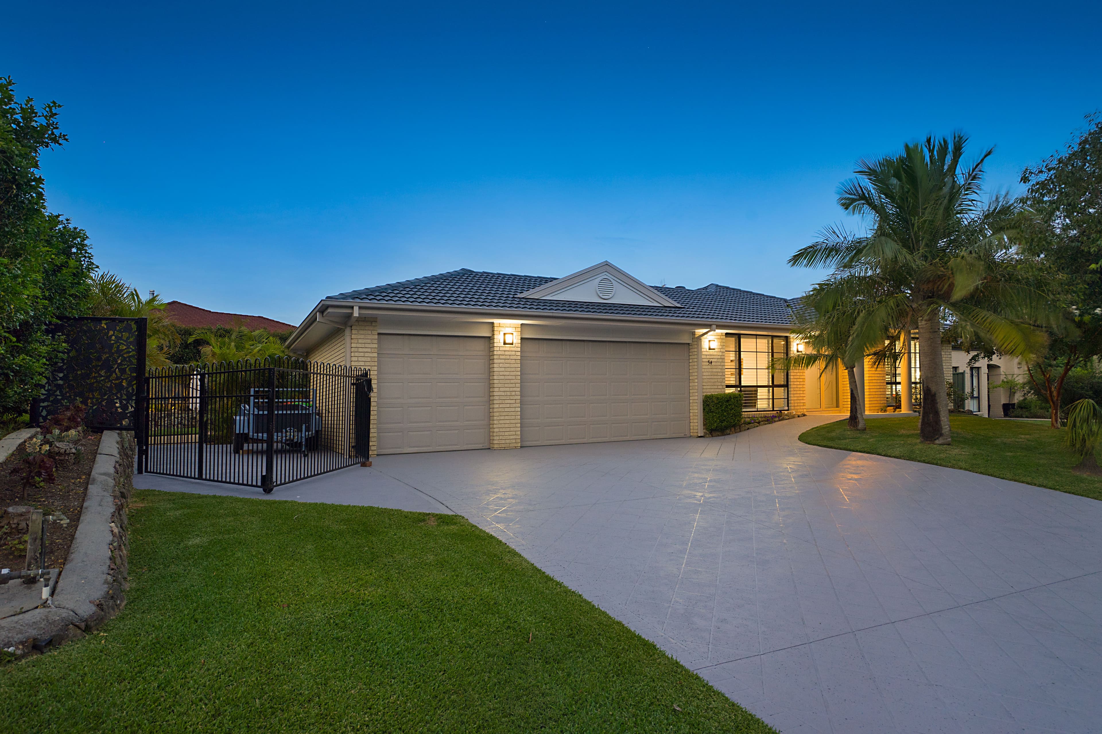 54 Ballydoyle Drive, Ashtonfield NSW 2323, Ashtonfield - Thumbnail 2