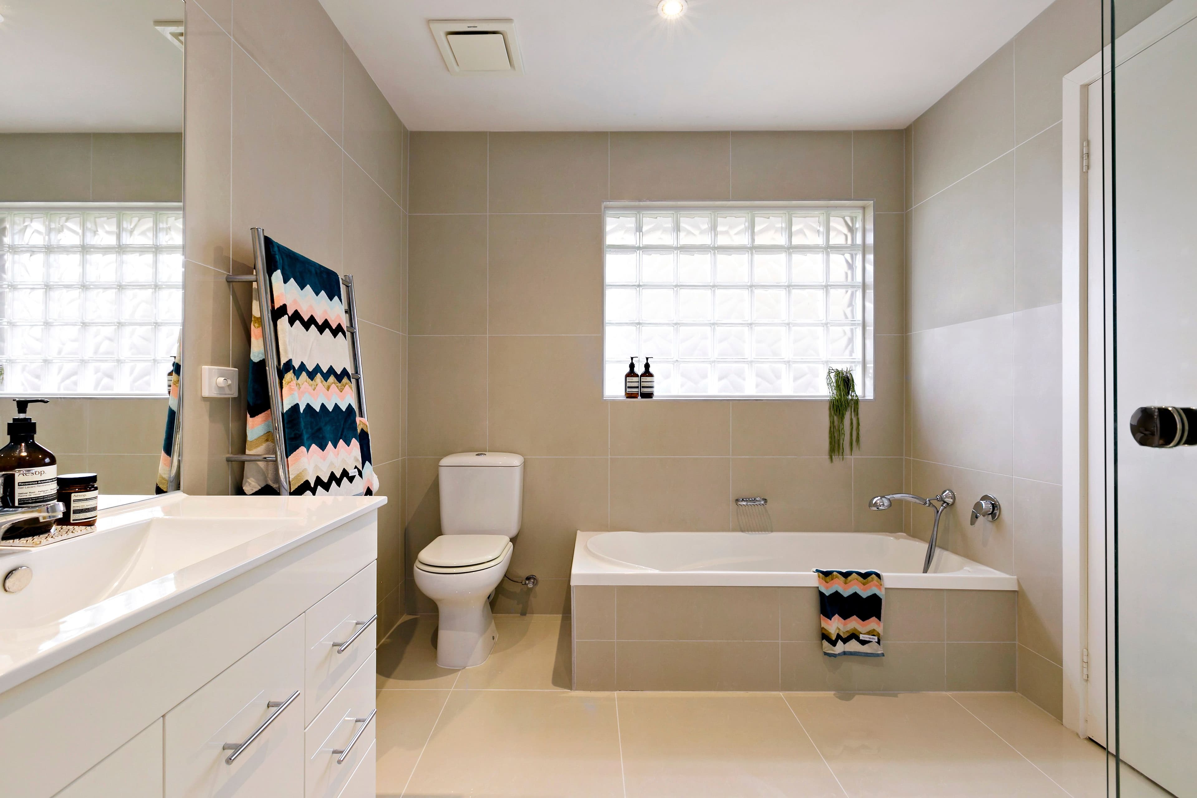 2 Landsdowne Court, Frankston VIC 3199, Frankston - Thumbnail 8