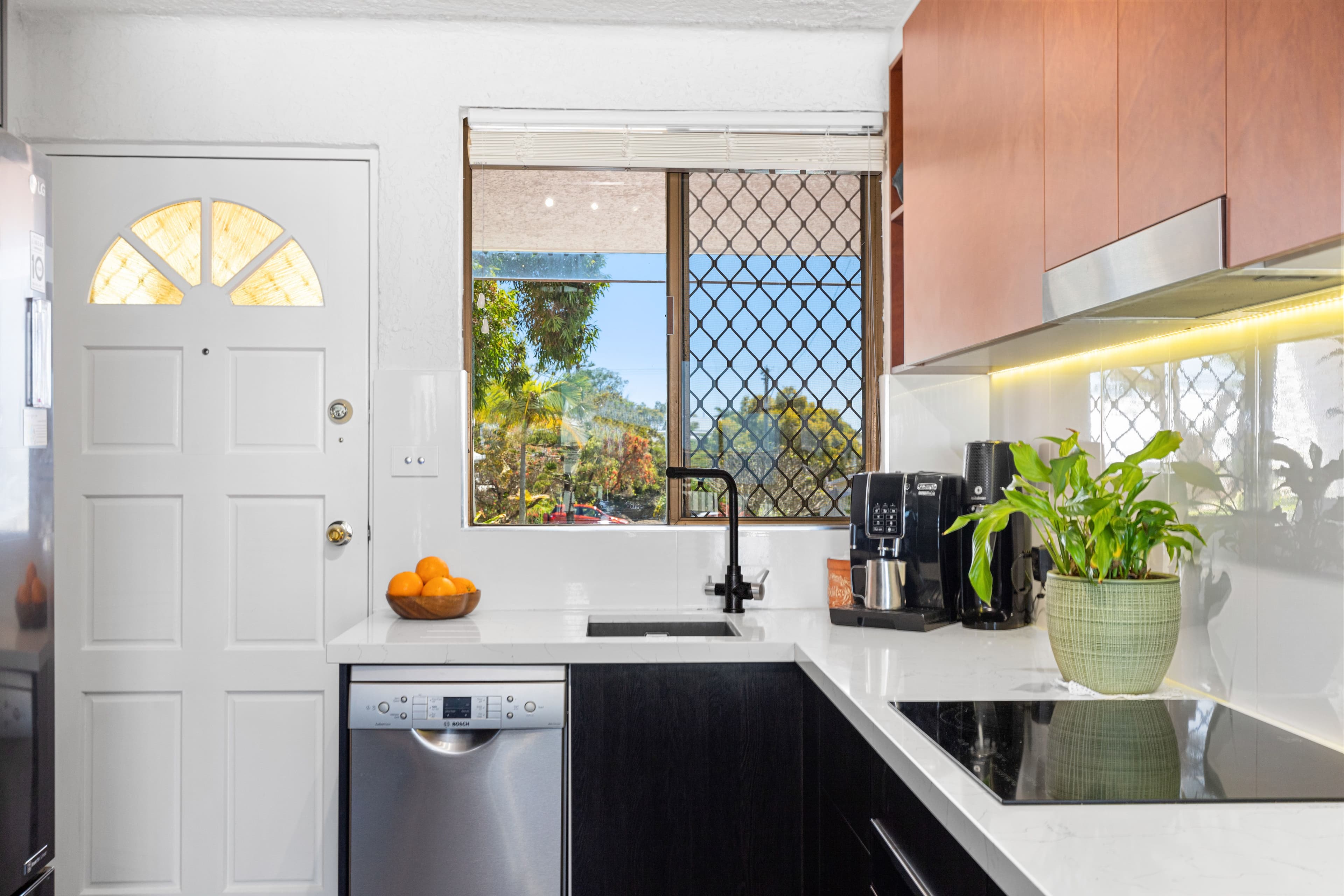 3 Sykes Avenue, Kings Beach QLD 4551, Kings Beach - Thumbnail 8