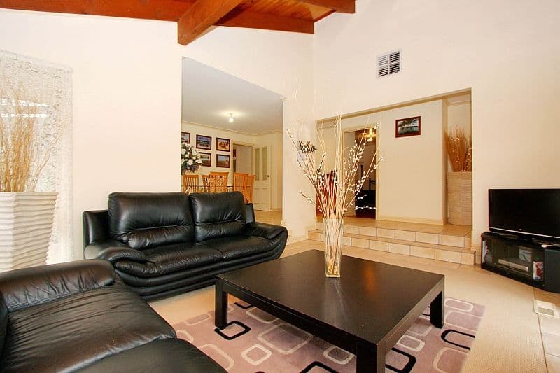 11 Durack Place, MILL PARK VIC 3082, Mill Park - Thumbnail 6