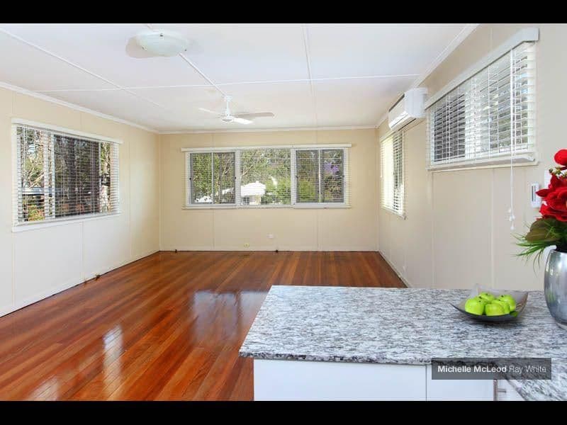 29 Henry Street, CHAPEL HILL QLD 4069, Chapel Hill - Thumbnail 3