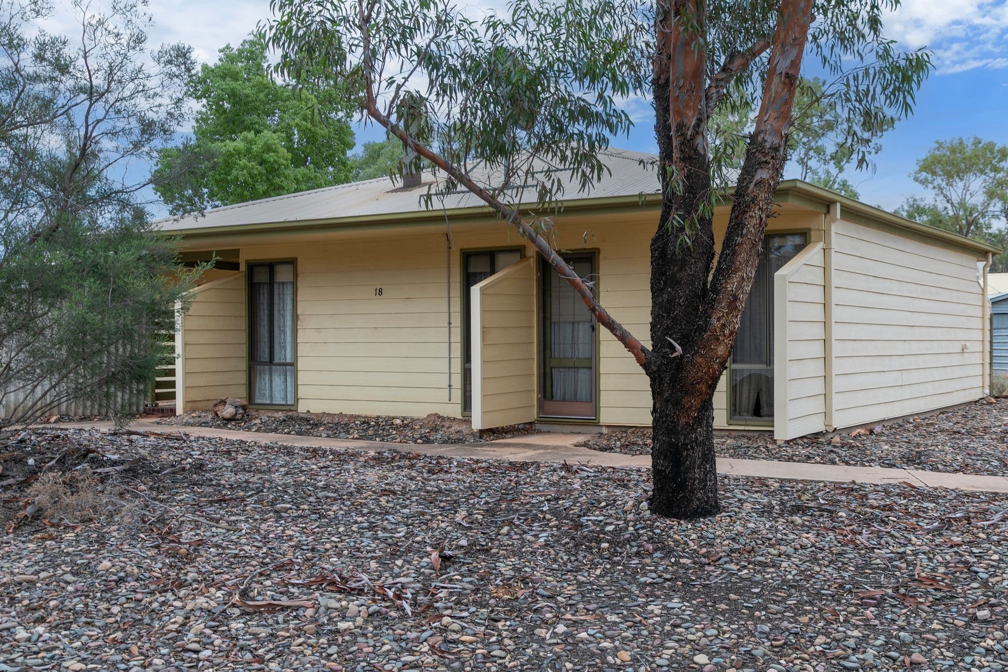 18 Black Oak Drive, Leigh Creek SA 5731, Leigh Creek - Thumbnail 2