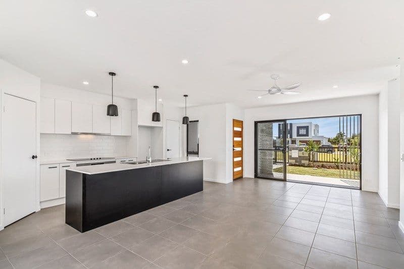 5 Balance Place, Birtinya QLD 4575, Birtinya - Thumbnail 2
