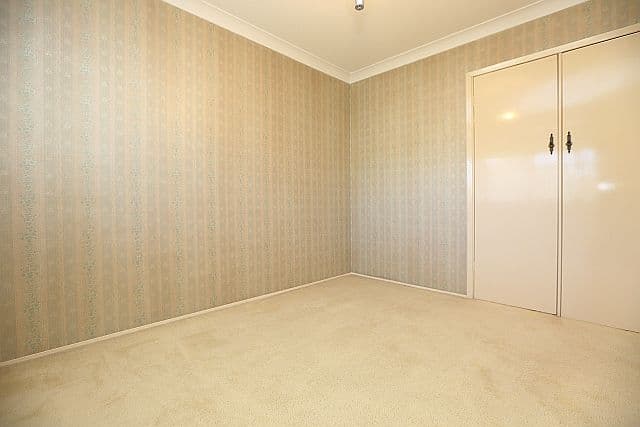 27 Kurrajong Avenue, Georges Hall NSW 2198, Georges Hall - Thumbnail 7