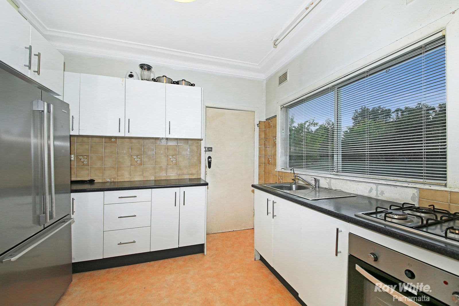 4 Brabyn Street, North Parramatta NSW 2151, North Parramatta - Thumbnail 3