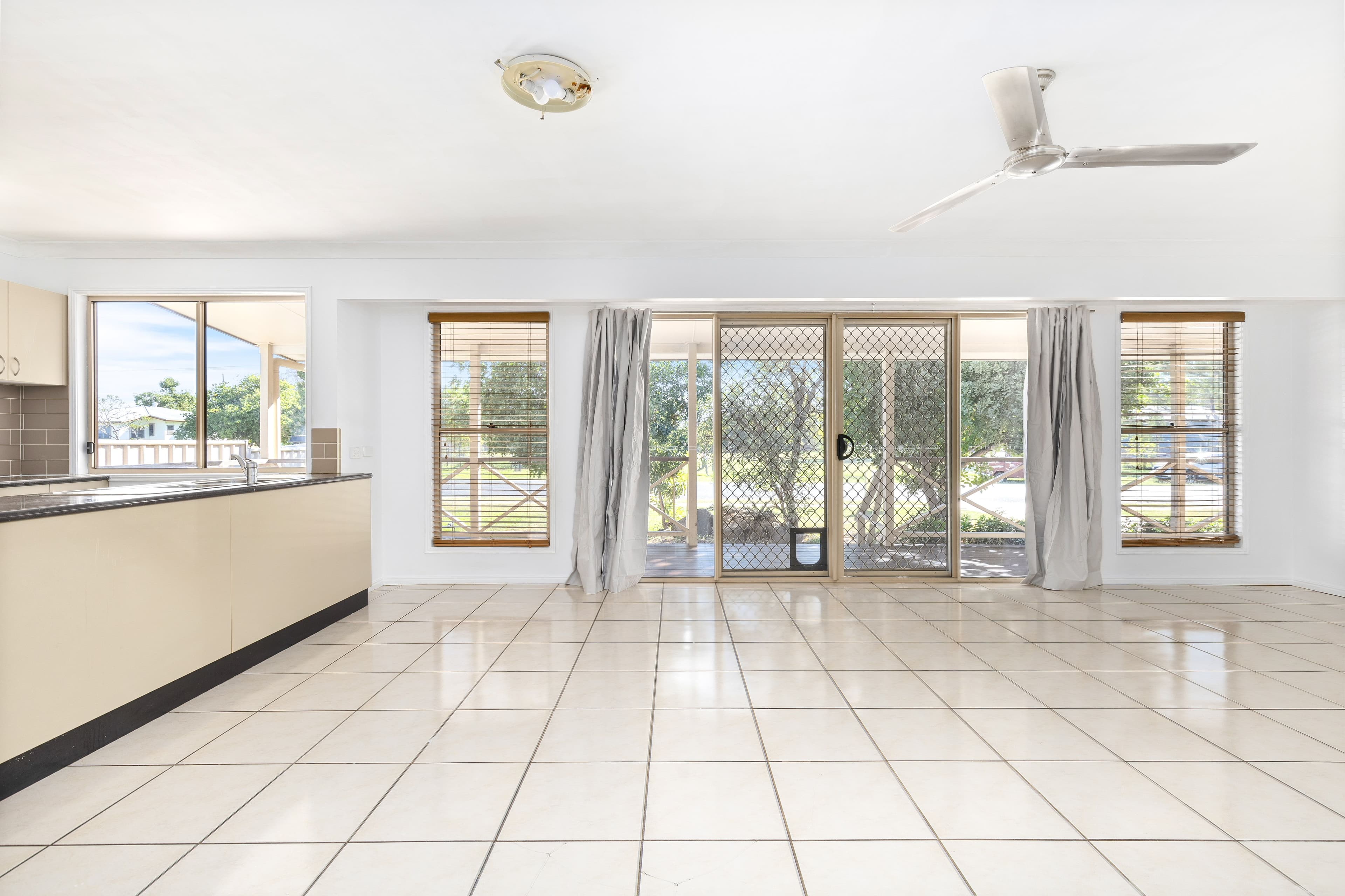 21A Gray Street, Emerald QLD 4720, Emerald - Thumbnail 6