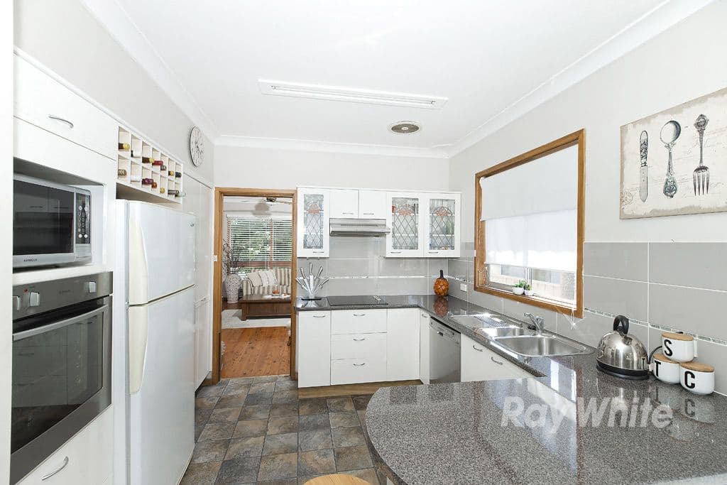 64 Thorne Street, Toronto - Thumbnail 5