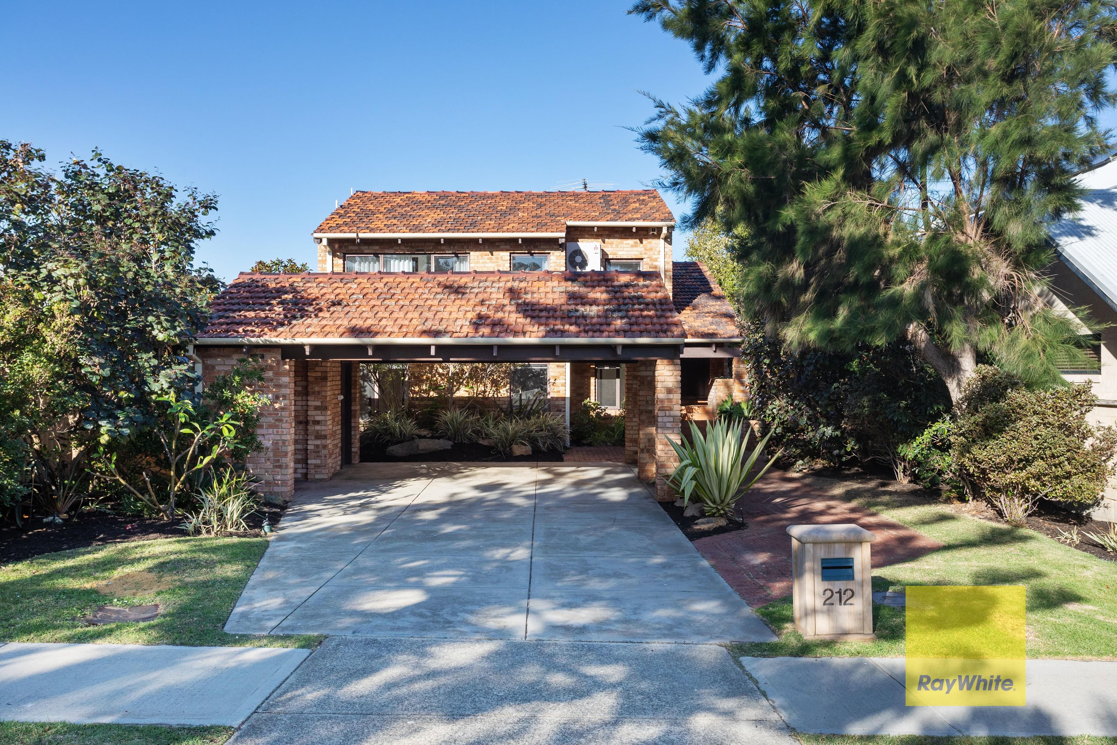 212 Broome Street, Cottesloe WA 6011, Cottesloe - Image 1