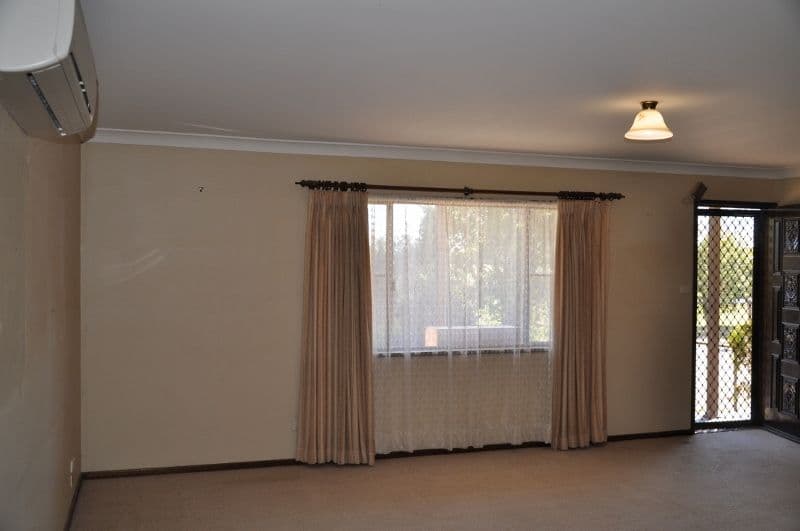26 Pye Street, EUGOWRA NSW 2806, Eugowra - Thumbnail 4